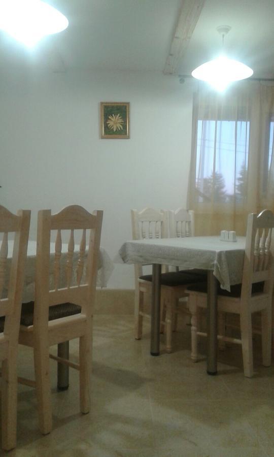 Cottage Palitra Yablunytsya Exterior photo